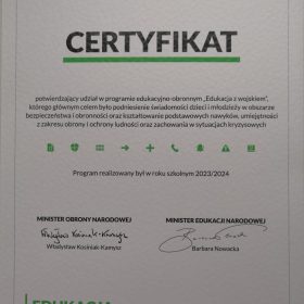 „Edukacja z wojskiem”