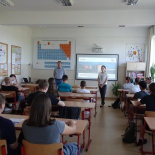 „Jagiellończyk” z wizytą u ósmoklasistów w Szkole Podstawowej w Łasinie