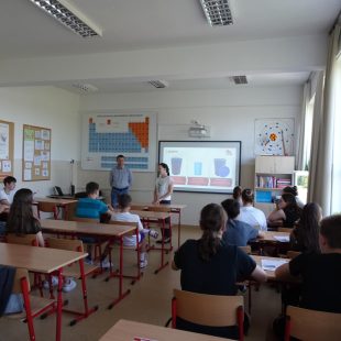 „Jagiellończyk” z wizytą u ósmoklasistów w Szkole Podstawowej w Łasinie