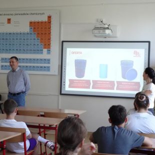 „Jagiellończyk” z wizytą u ósmoklasistów w Szkole Podstawowej w Łasinie