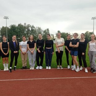 Mistrzostwa Szkoły w Indywidualnych Biegach Przełajowych Dziewcząt i Chłopców