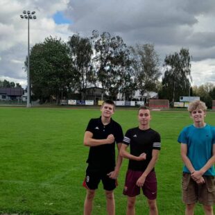 Mistrzostwa Szkoły w Indywidualnych Biegach Przełajowych Dziewcząt i Chłopców