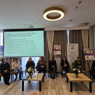 Debata „Czy standardy ochrony dzieci chronią dzieci przed przemocą?”