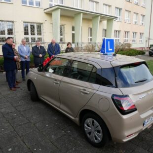 Nowy samochód do nauki jazdy