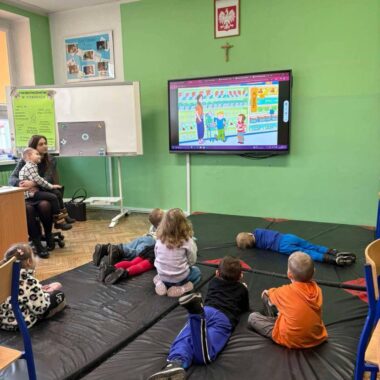 Lekcja dla  niezwykłych gości – dzieci z grupy „Słoneczka”