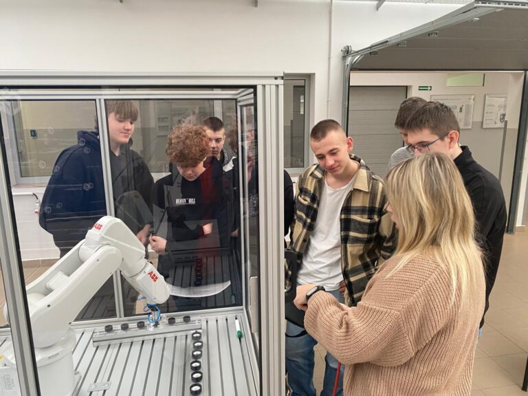 Warsztaty z robotyki