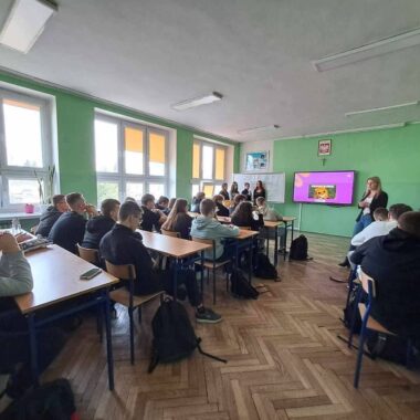 Psychologia w połączeniu z ekonomią – kolejne zajęcia w ramach projektu Złote Szkoły NBP