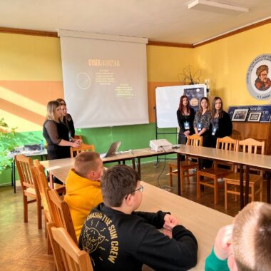 „Cyberbezpieczne finanse”