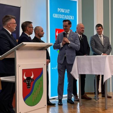 Podpisane porozumienie o współpracy pomiędzy naszą szkołą a Wojskowymi Zakładami Uzbrojenia S.A.