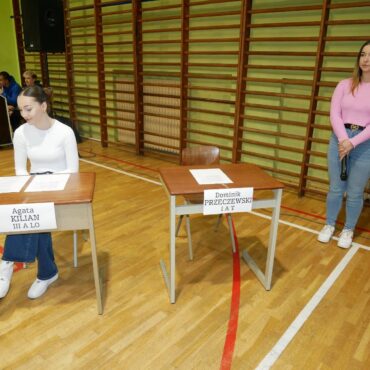 Debata kandydatów na przewodniczącego Samorządu Uczniowskiego