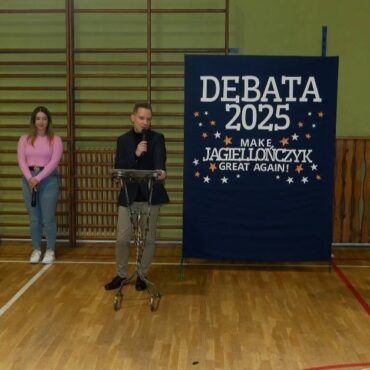 Debata kandydatów na przewodniczącego Samorządu Uczniowskiego