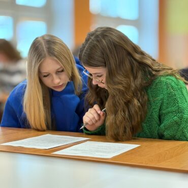 588752742_1288301366436015_4894249687953665070_n