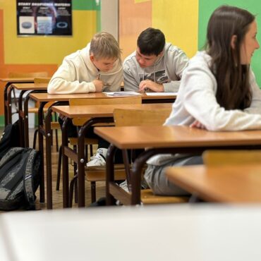 589620576_1288301189769366_5795704543870220748_n