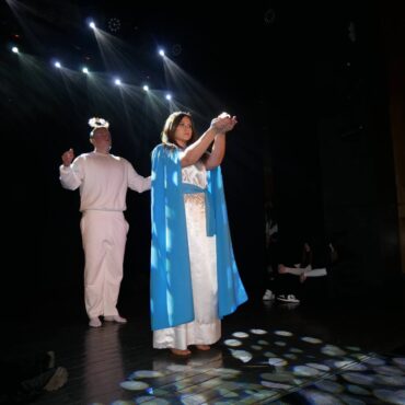 Jasełka w wykonaniu szkolnego koła teatralnego Galimatias