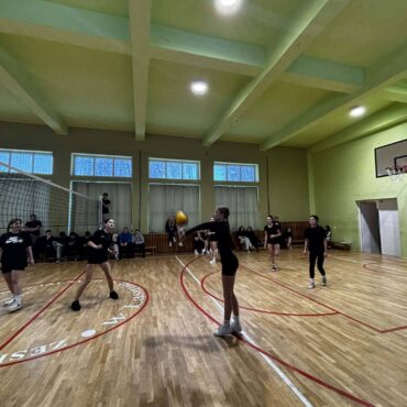 Mistrzostwa Szkoły w piłce siatkowej dziewcząt