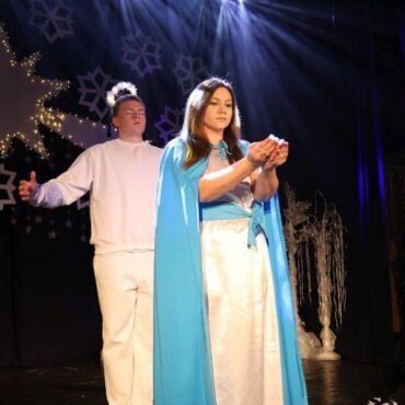 Powiatowy Przegląd Widowisk Bożonarodzeniowych i Zapustnych.