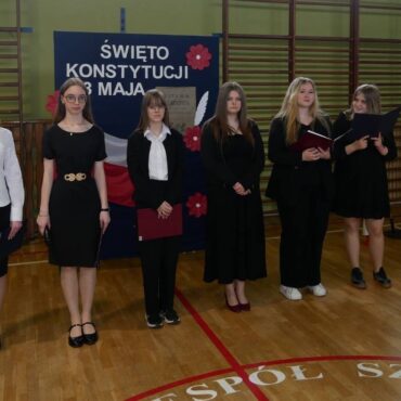 Uroczysty apel z okazji uchwalenia Konstytucji 3 Maja