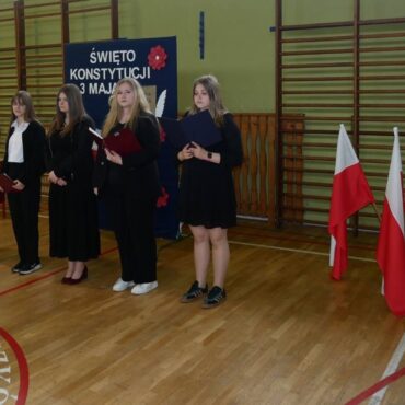 Uroczysty apel z okazji uchwalenia Konstytucji 3 Maja